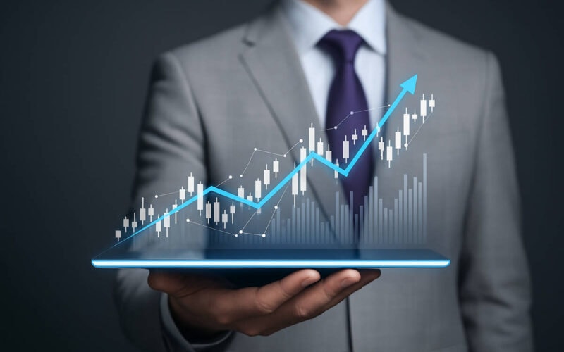 Uomo d'affari mostra grafici DSCR crescita finanziaria tablet